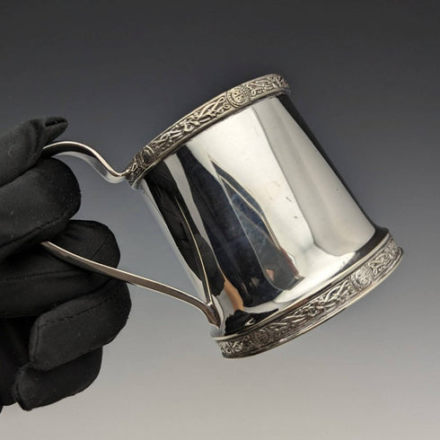 英国ヴィンテージ シルバープレート製マグカップ